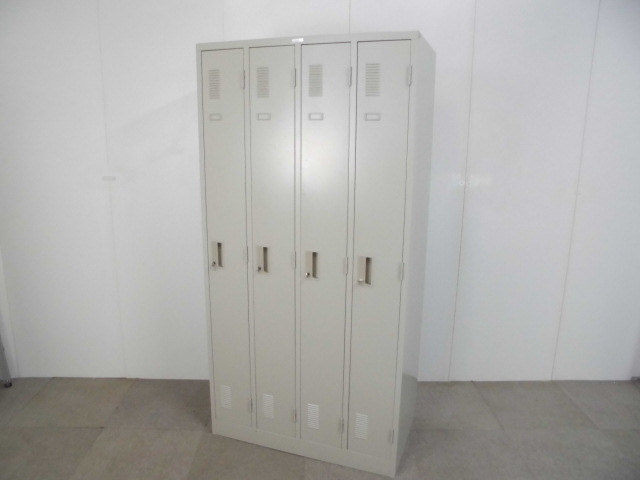 4人用ロッカー/ナイキ/シリンダー錠/【中古】