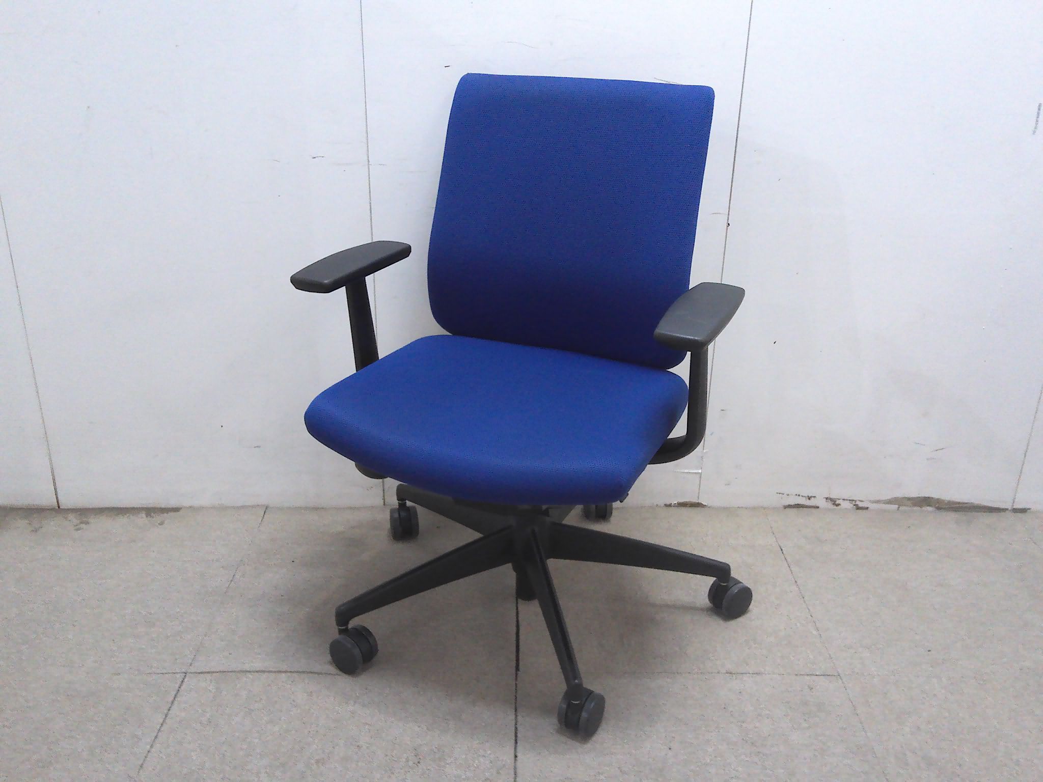 コクヨ/ウイザード/ブルー/ＯＡチェア/肘有/