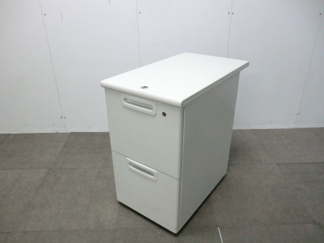 プラス / ホワイト / LA 【中古】 脇机2段