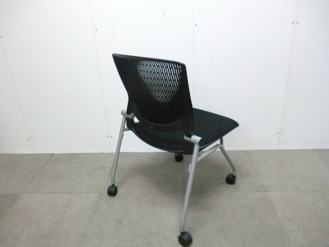 オカムラ / グラータ / ブラック 【中古】 カートチェア