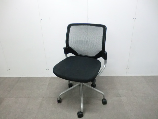 オカムラ/ブラック　【中古】カートチェア