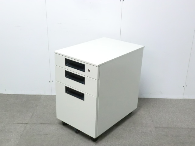 プラス/フラットライン/ ホワイト / 【中古】 ３段ワゴン