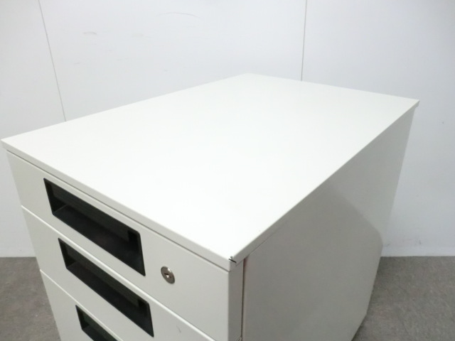 プラス/フラットライン/ ホワイト / 【中古】 3段ワゴン