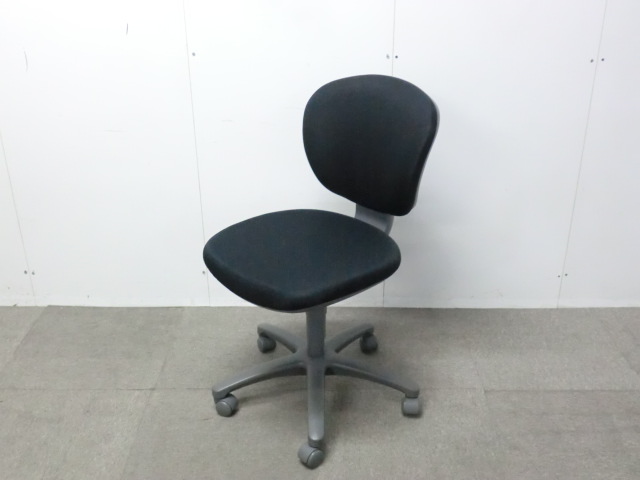 コクヨ/レグノ / ブラック / 【中古】 OAチェア肘無し