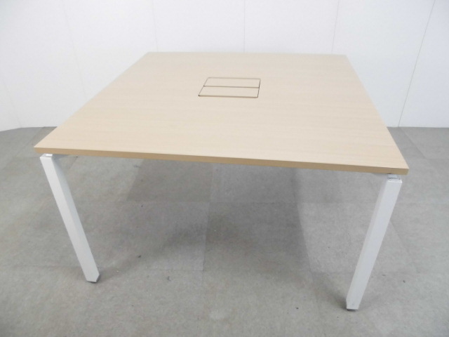 イトーキ / インステートコム / 木目調 / ミーティング