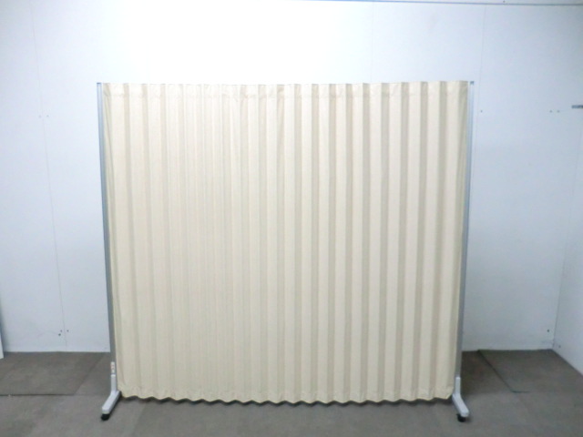 オカムラ / ベージュ / 【中古】 アコーディオンパネル