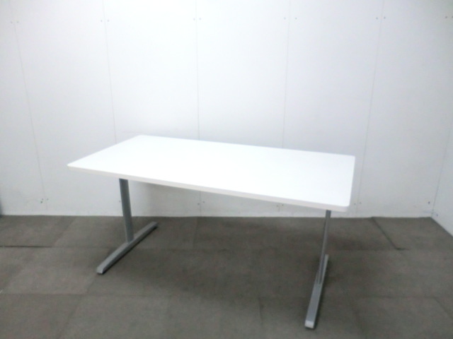 オカムラ / ホワイト / 【中古】 会議テーブル