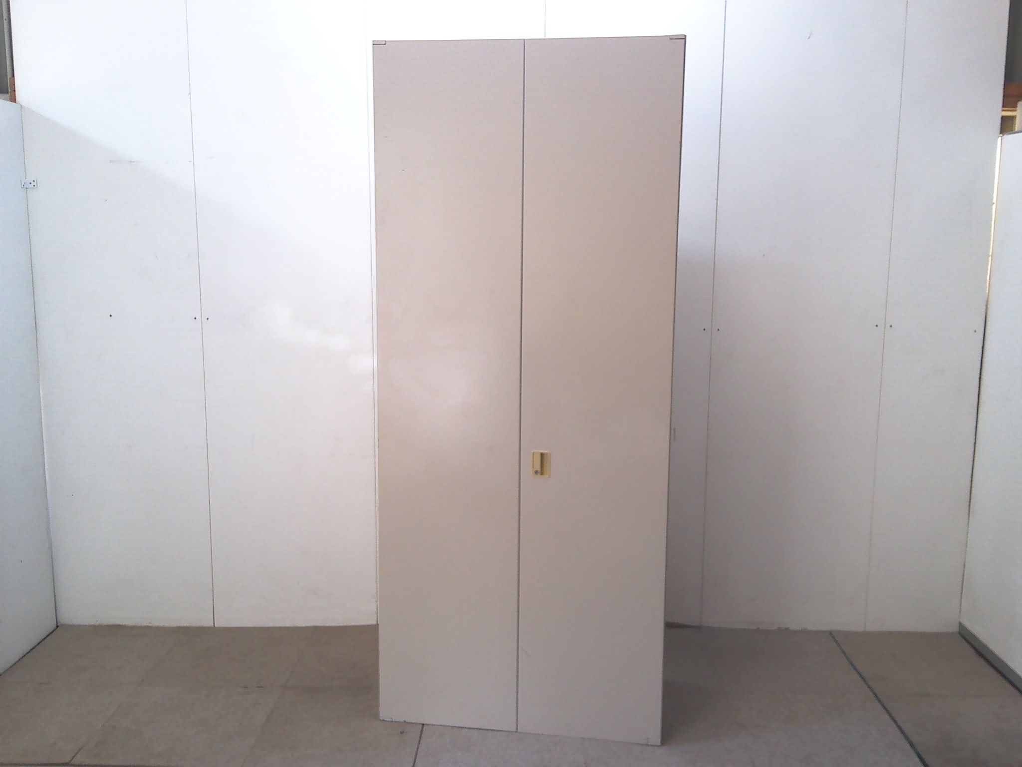 コクヨ/ニューグレー/両開きキャビネット/【中古】