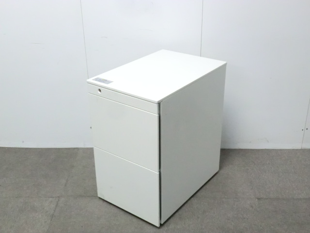 オカムラ / ホワイト / 【中古】 ３段ワゴン