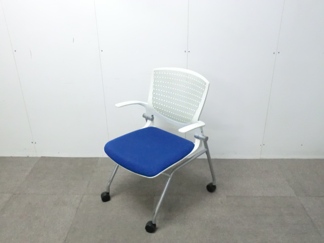 オカムラ/ グラータ / ブルー / 【中古】 カートチェア