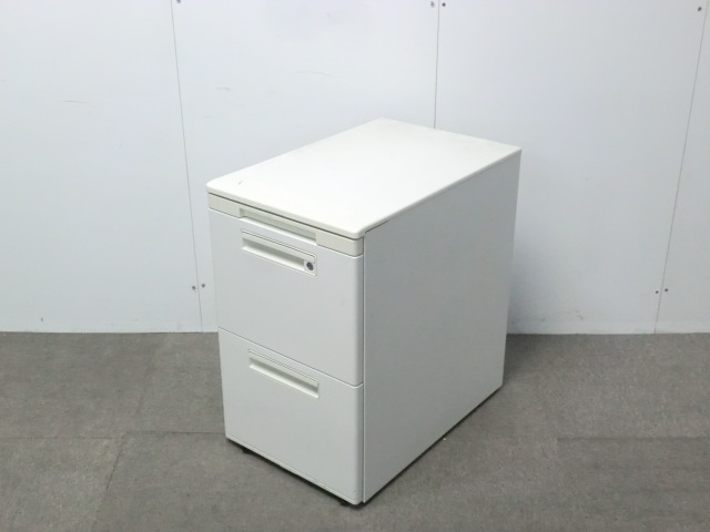ライオン / ホワイト / 【中古】 3段ハイワゴン