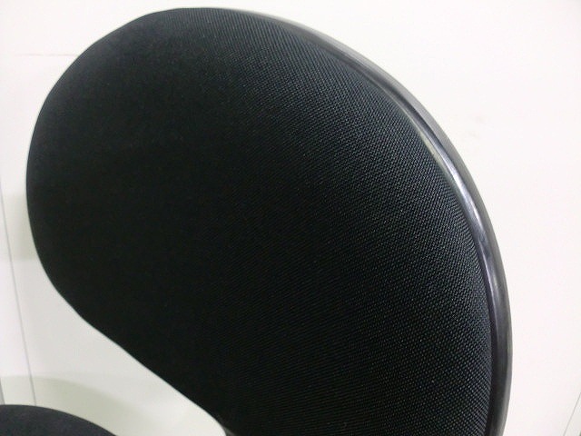 プラス/OAチェア肘無し/【中古】ブラック