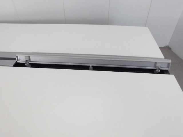 ナイキ / モルノート / フリーアドレスデスク