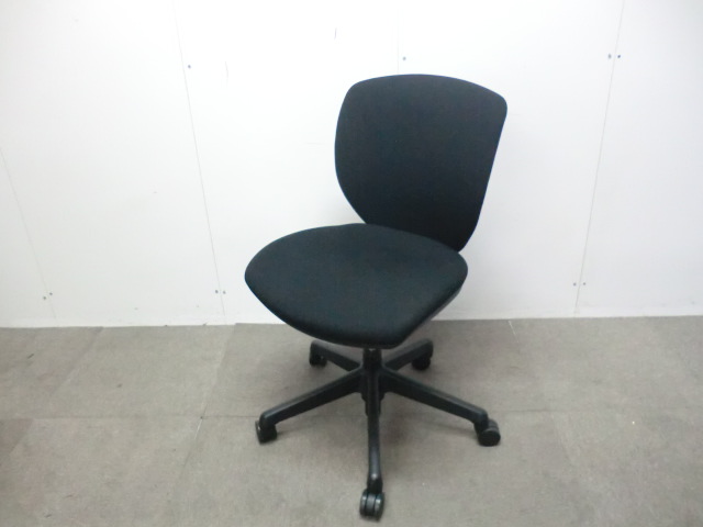 ライオン / シルフィード/ブラック【中古】OAチェア肘なし