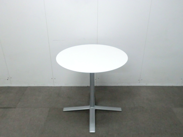 Cassina/FLOW/ホワイト  【中古】 丸テーブル