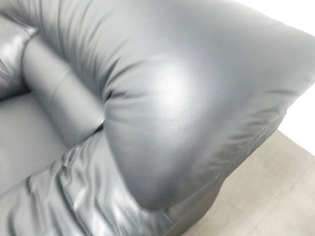 ライオン / ブラック / 【中古】 応接3点セット