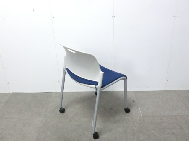ウチダ / ブルー / 【中古】 カートチェア