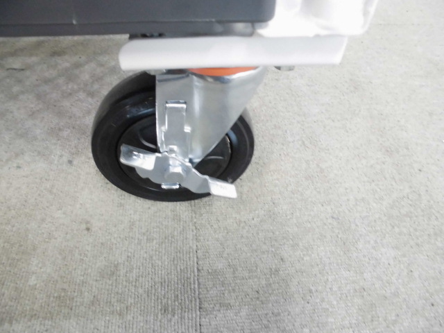 カゴ台車 / ホワイト / 積載質量150Kg