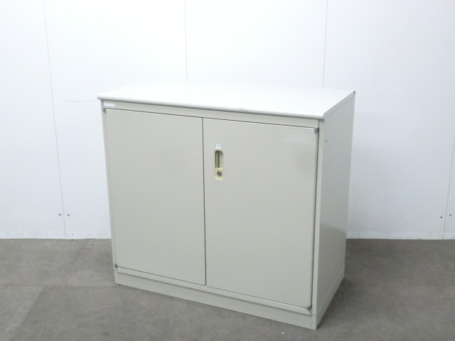 オカムラ/ニューグレー / 【中古】 両開きキャビネット