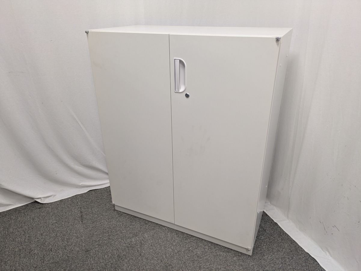 豊国工業 / ホワイト / 【中古】 両開きキャビネット