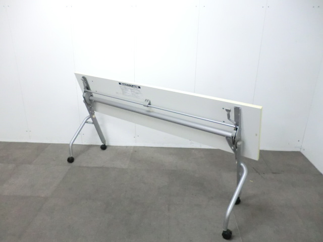 ライオン/ ホワイト / 【中古】 フォールディングテーブル