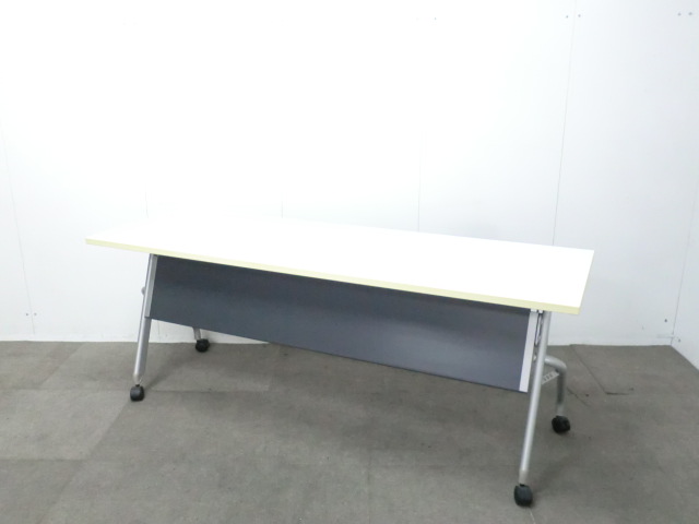 ライオン/ ホワイト / 【中古】 フォールディングテーブル