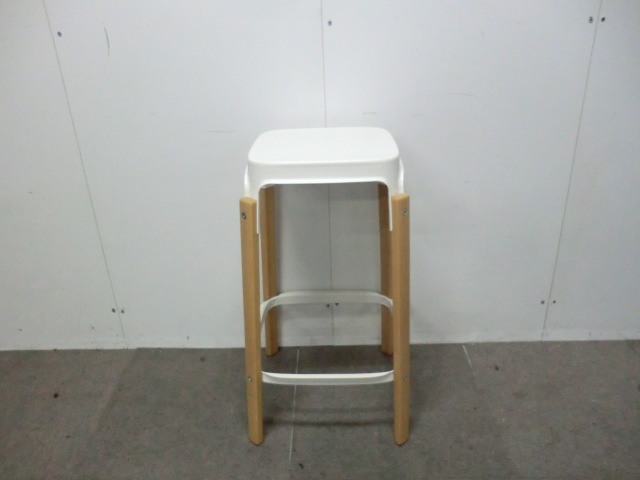 MAGIS / 木目調 【中古】 カウンターチェア