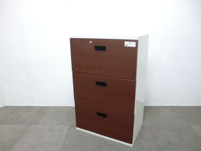 プラス / 木目調 【中古】 3段ラテラル