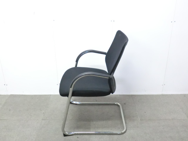 オカムラ/8148/ブラック/ 【中古】 ミーティングチェア