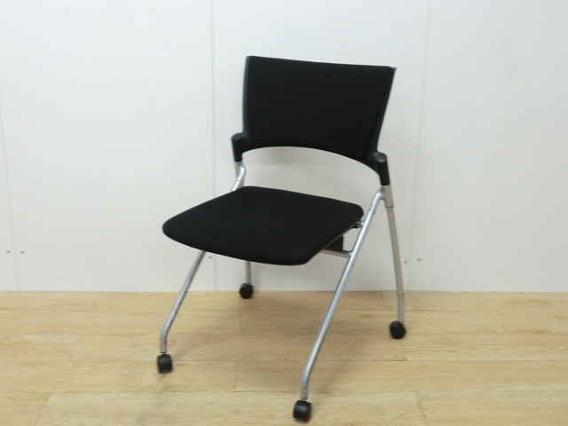 イトーキ / マノス / ブラック 【中古】 カートチェア KLC-320CB-T1T1