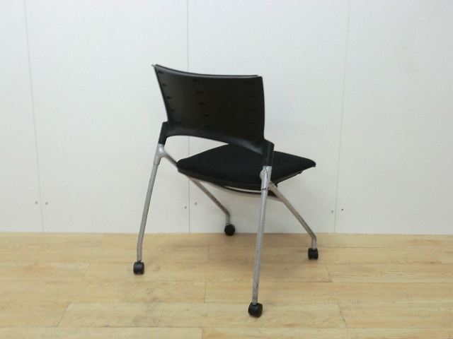イトーキ / マノス / ブラック 【中古】 カートチェア KLC-320CB-T1T1