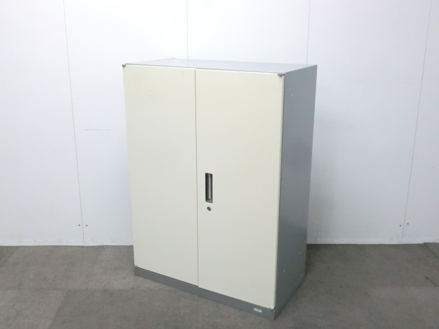オカムラ/ビラージュ/シルバー/【中古】 両開きキャビネット