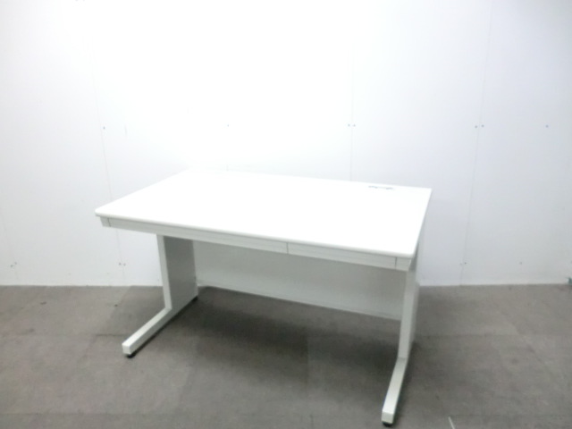 プラス / LEED / ホワイト / 【中古】 平デスク