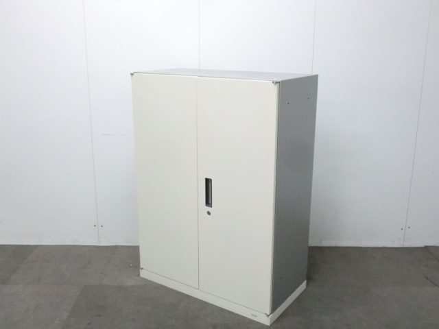 オカムラ/ビラージュ/ホワイト/【中古】 両開きキャビネット