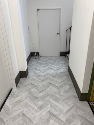 通路内装工事