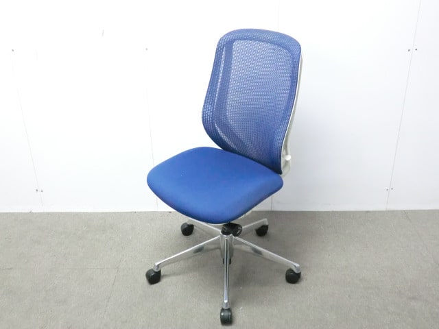 オカムラ/シルフィ/ ブルー / 【中古】 OAチェア肘無し