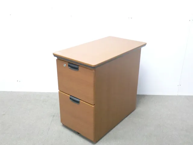 オカムラ / 木目調 / 【中古】 2段脇机