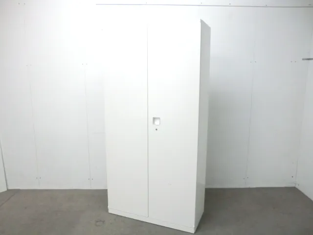 オカムラ/レクトライン/ホワイト/【中古】両開きキャビネット