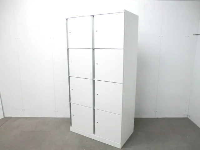 オカムラ / ホワイト / 【中古】 8人用ロッカー