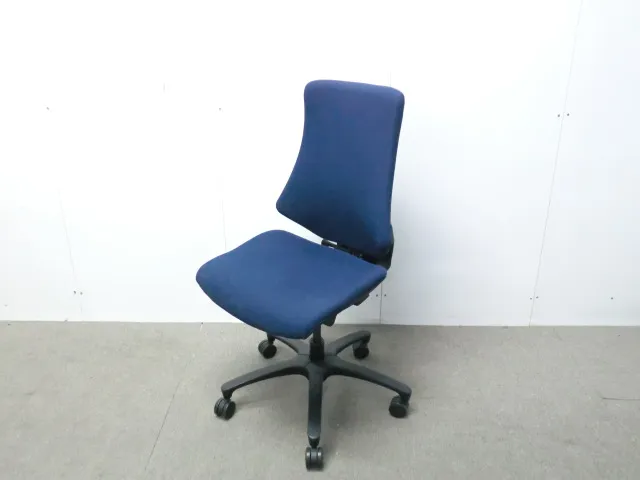 イトーキ/エフ /ダークブルー / 【中古】 OAチェア肘無
