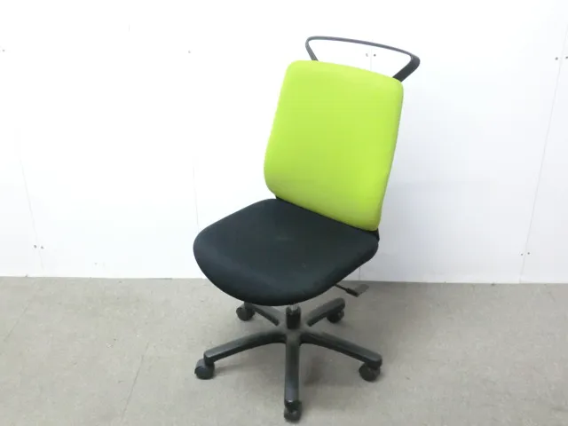 イトーキ/トルテ-R/ライトグリーン/【中古】OAチェア肘無