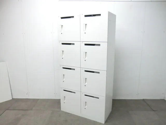 イトーキ / ホワイト / 【中古】 ８人用ロッカー