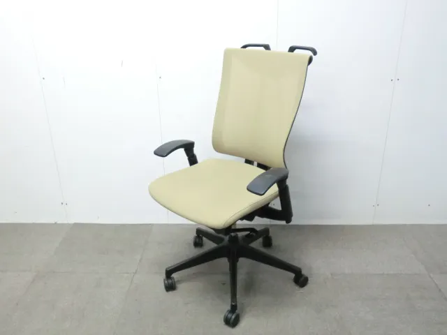 イトーキ/セレーオ/ ベージュ / 【中古】 OAチェア肘有
