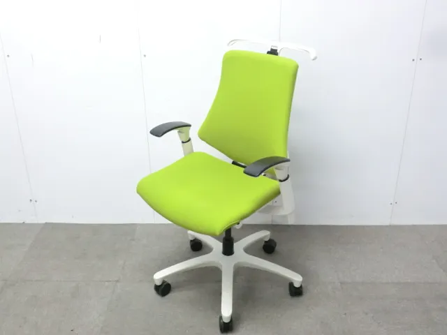 イトーキ/エフ/ライトグリーン / 【中古】 ＯＡチェア肘有
