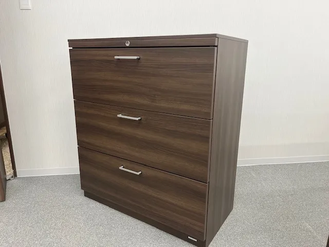 オカムラ / 木目調 【中古】木製3段ラテラル書庫