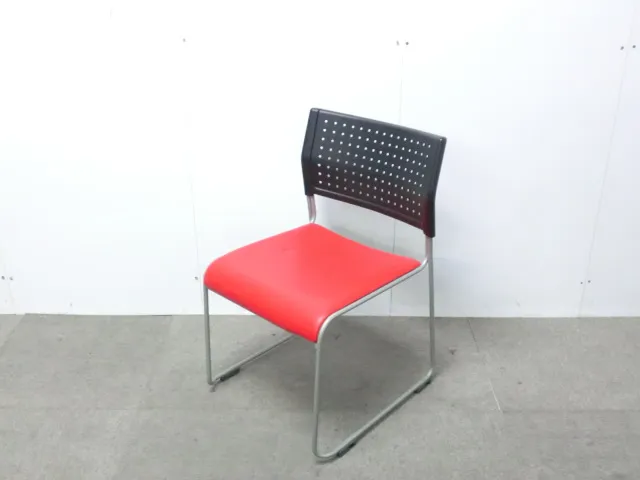 アイリスチトセ / レッド / 【中古】 スタッキングチェア